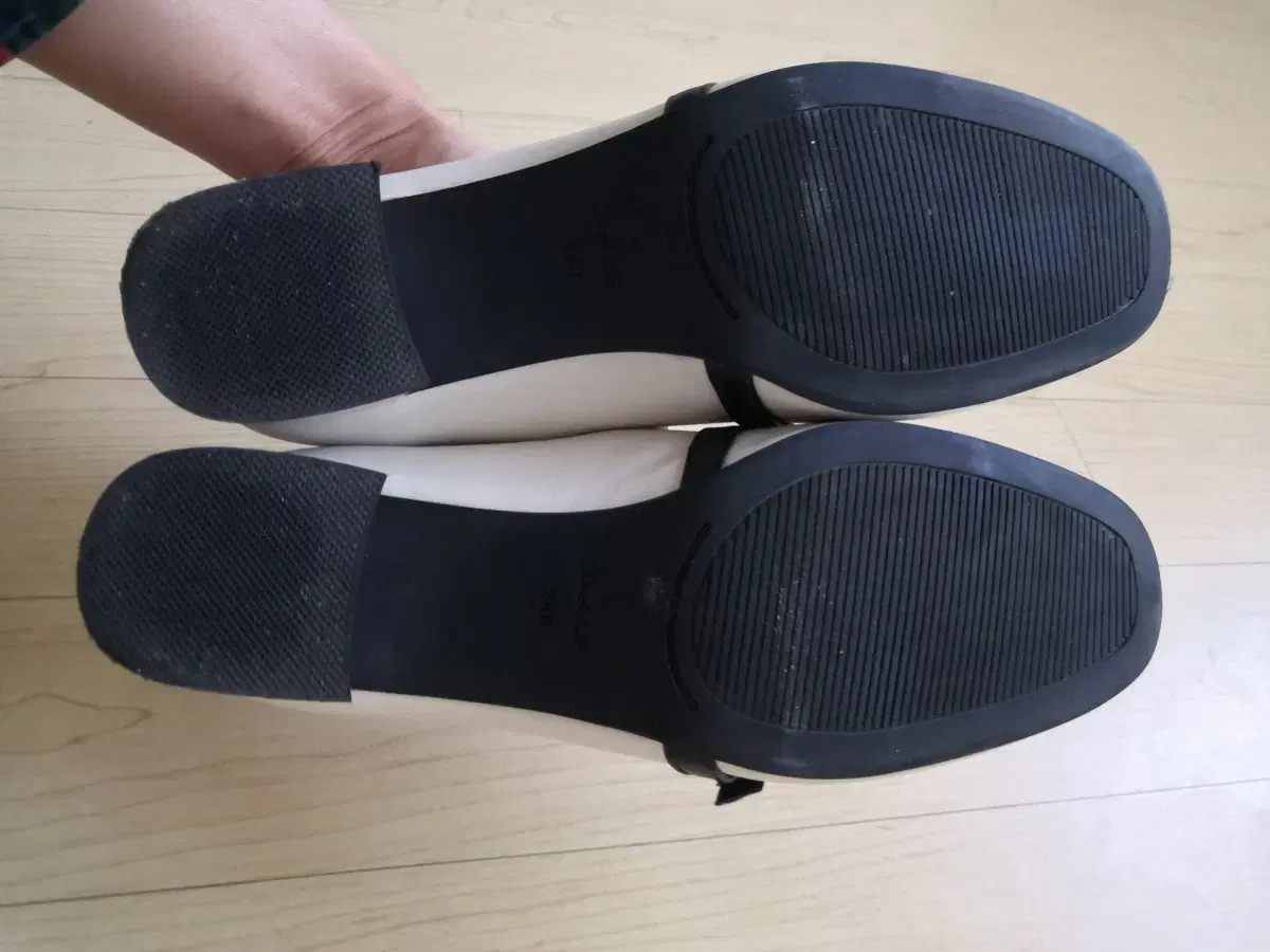 thumbnail-4